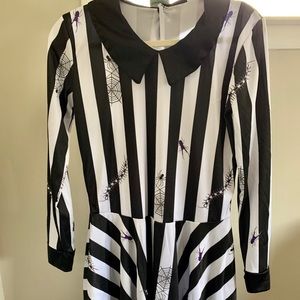 Women’s Beetlejuice Costume